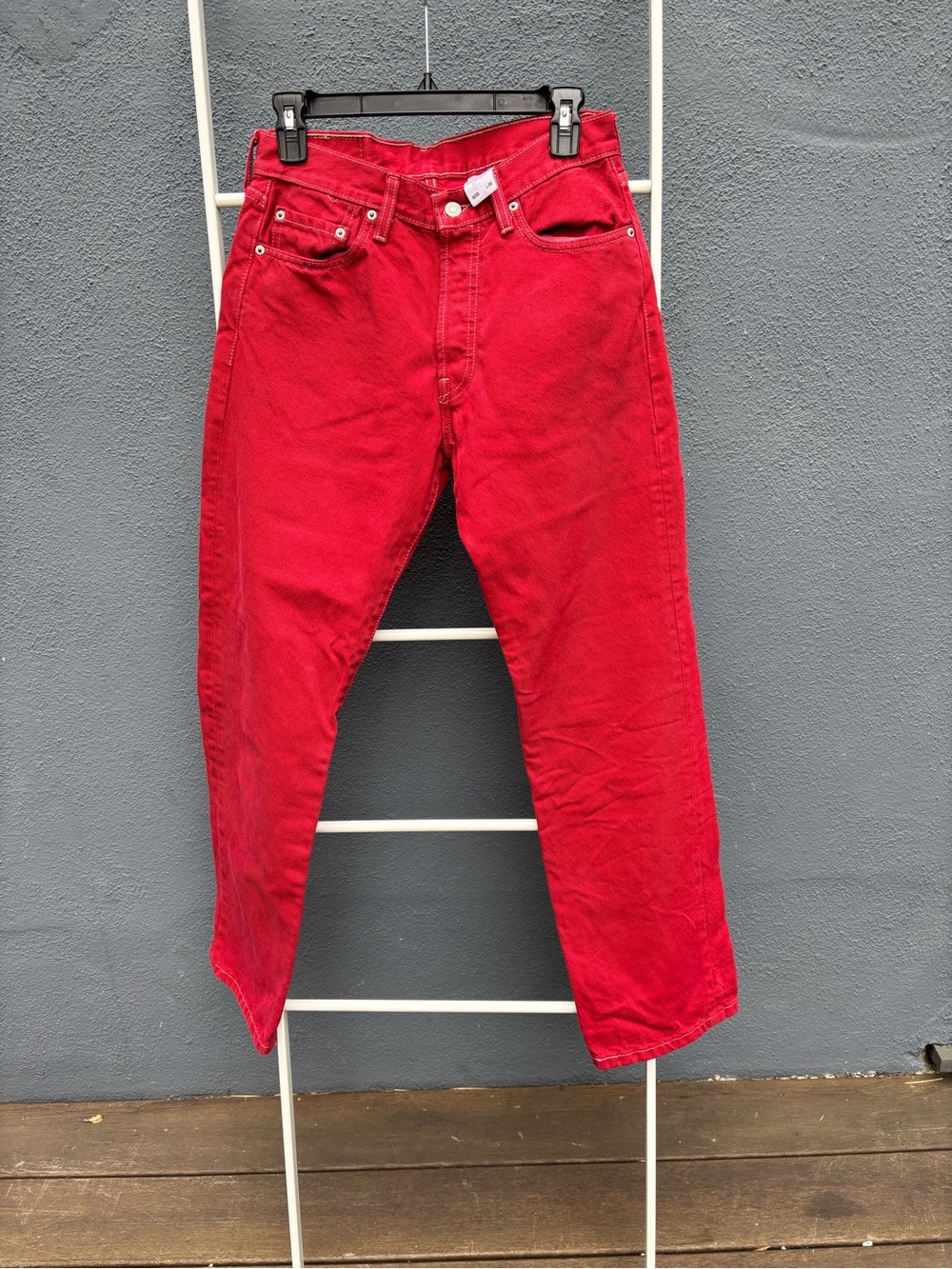 Levi's Men's Red Relaxed Fit Jeans